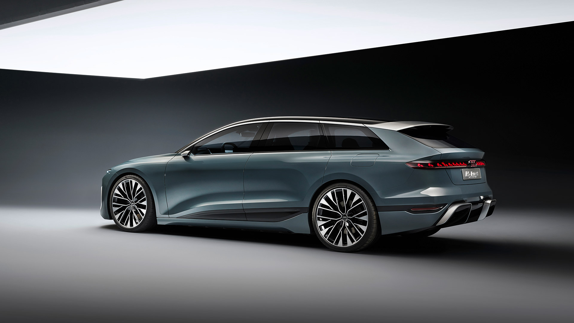 2022 Audi A6 Avant E-Tron Concept 3