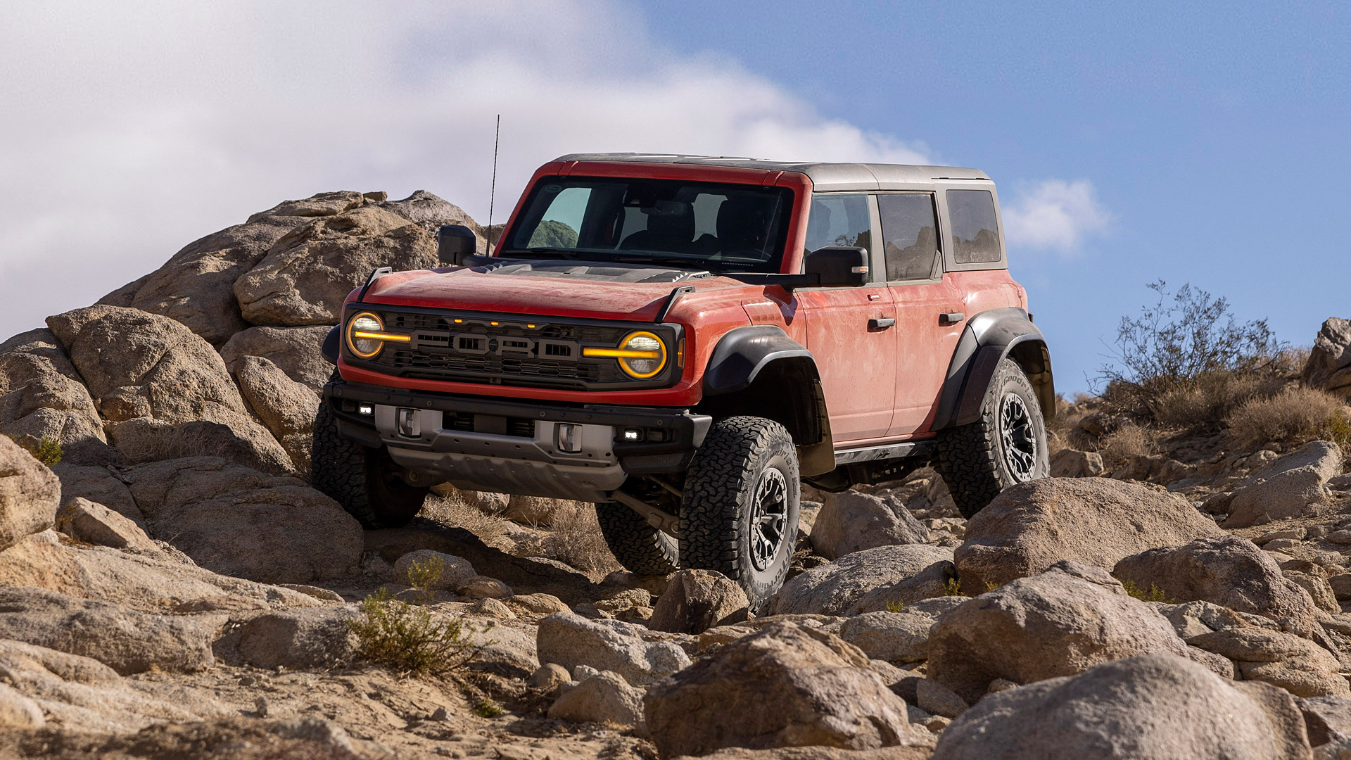 2022 Ford Bronco Raptor 4