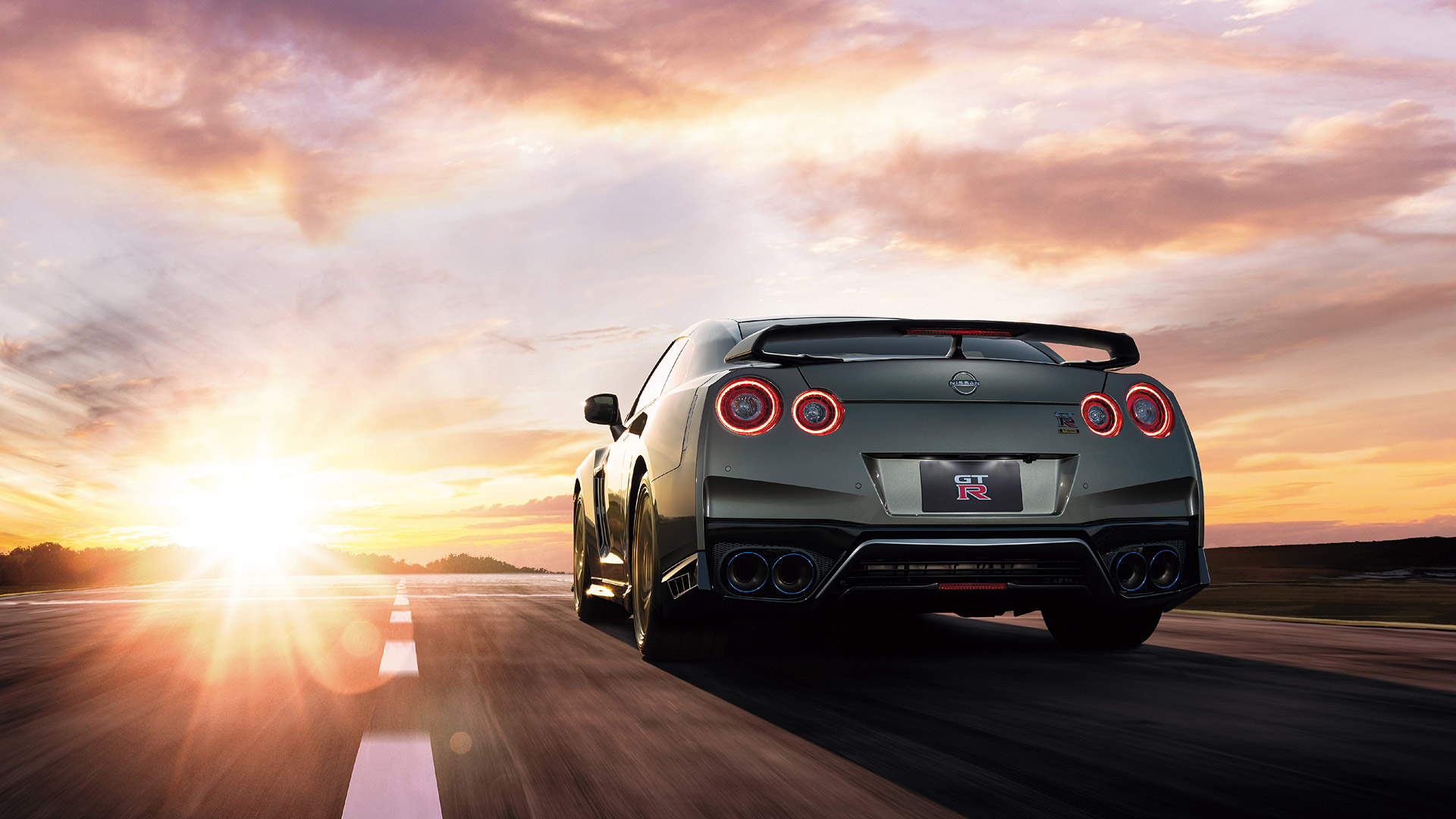 2022 Nissan GT-R T-Spec 2