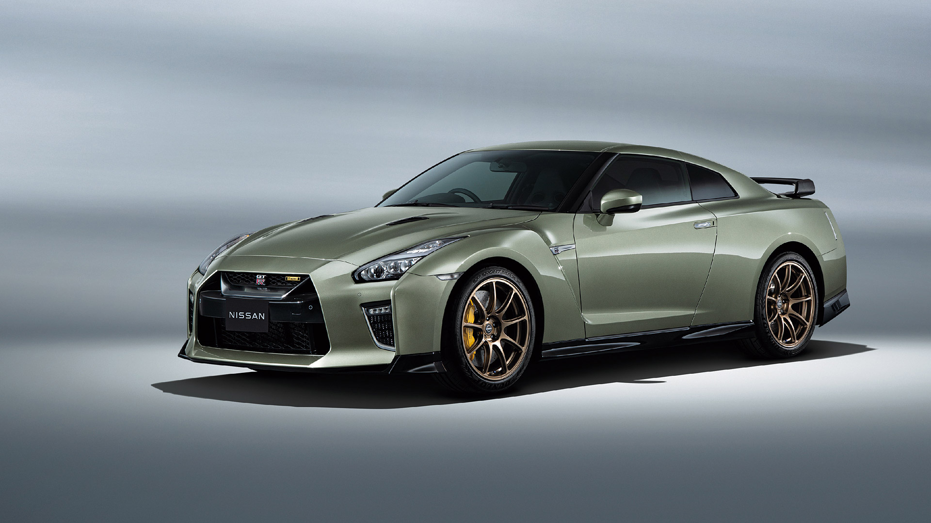 2022 Nissan GT-R T-Spec 5