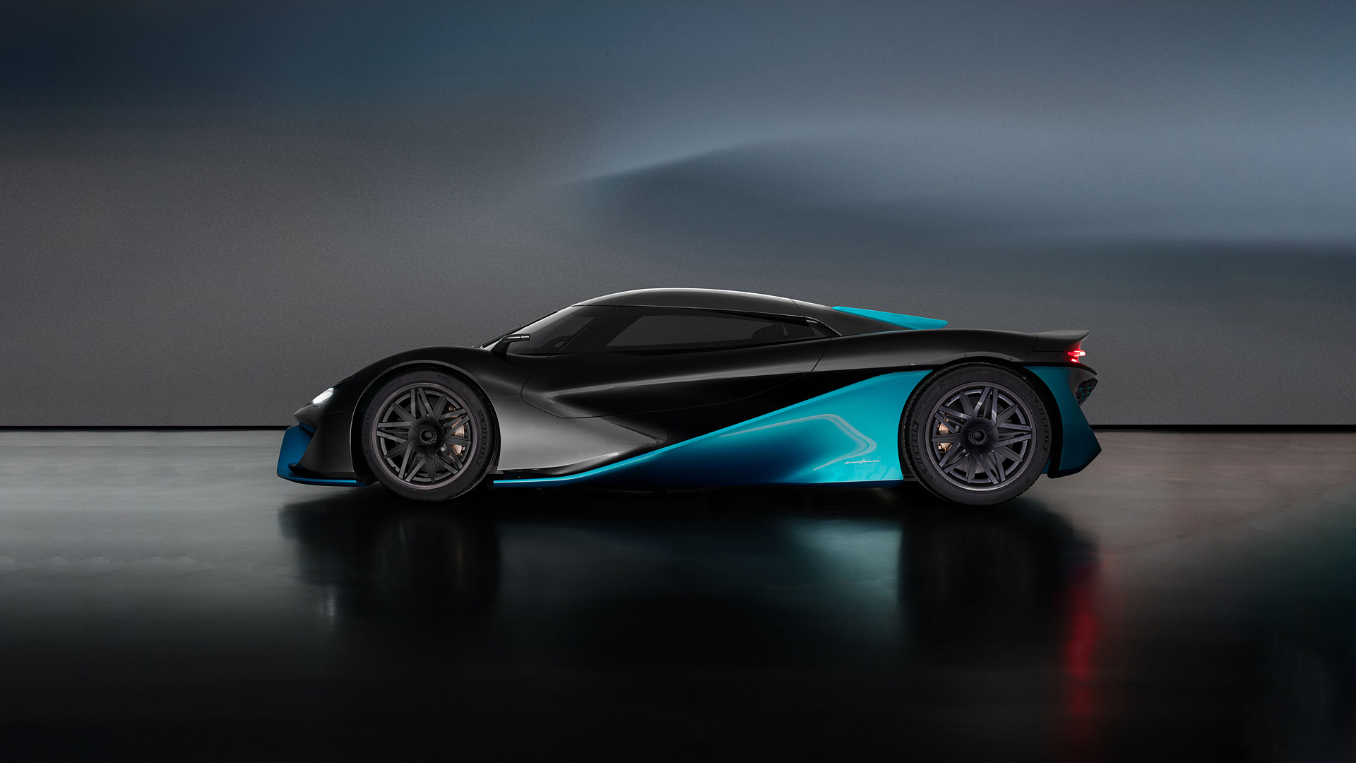 2022 Pininfarina Viritech Apricale Concept 4