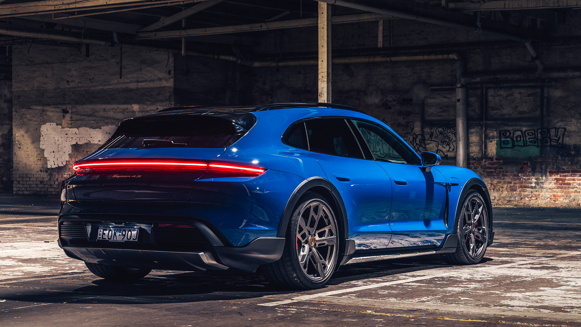 2021 Porsche Taycan 4S Cross Turismo 5