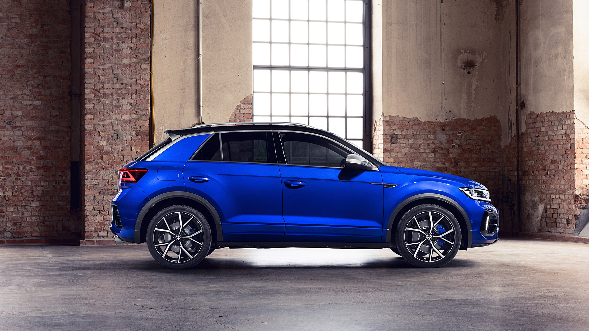 2022 Volkswagen T-Roc R 2