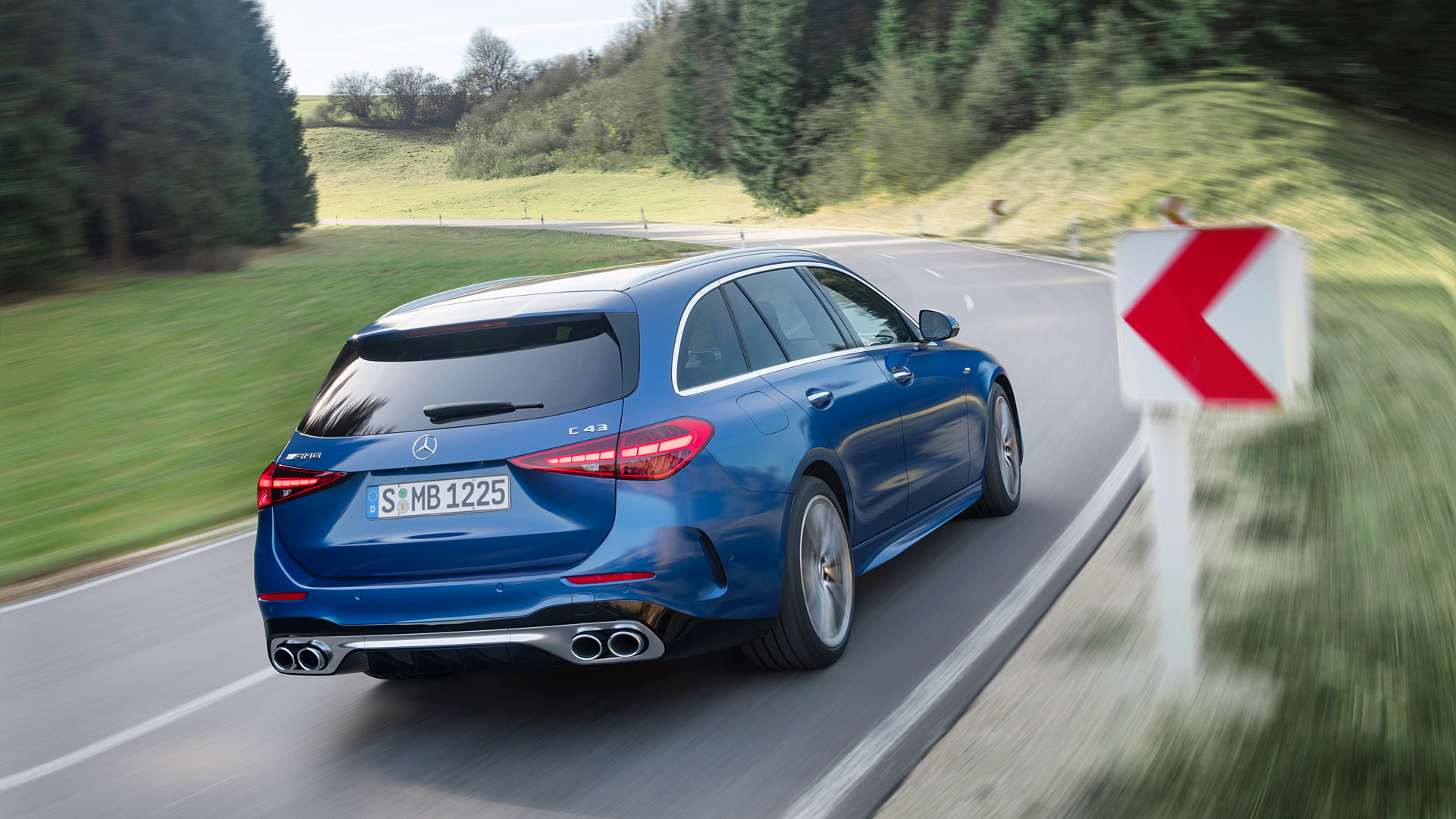 2023 Mercedes-AMG C43 4