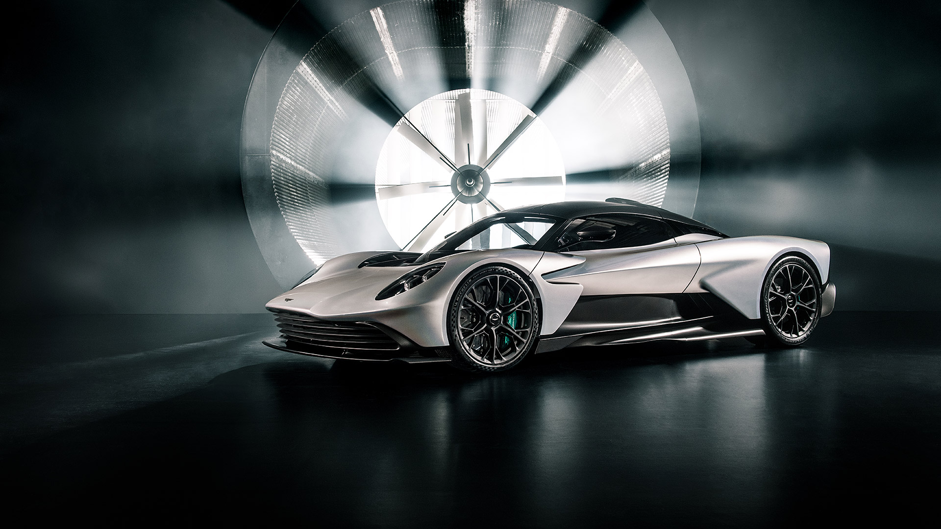 2024 Aston Martin Valhalla