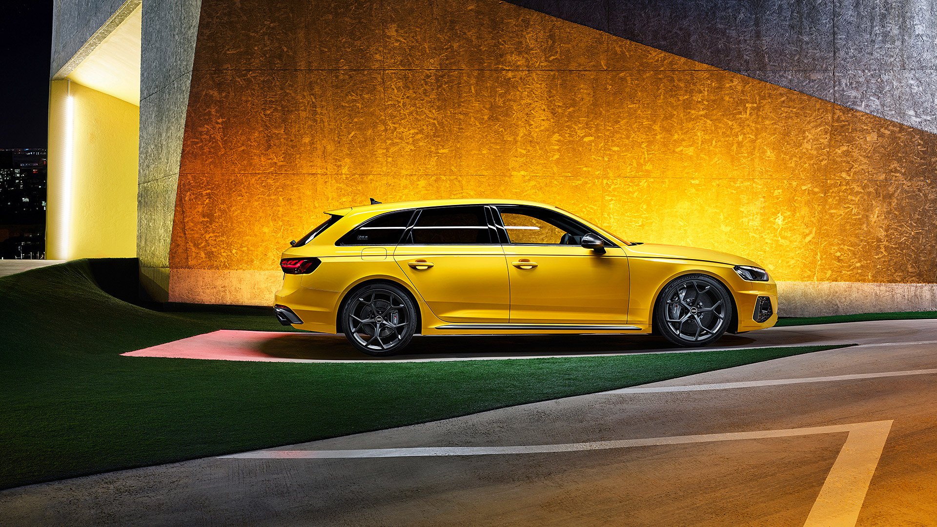 2024 Audi RS4 Avant 25 Years Edition 2