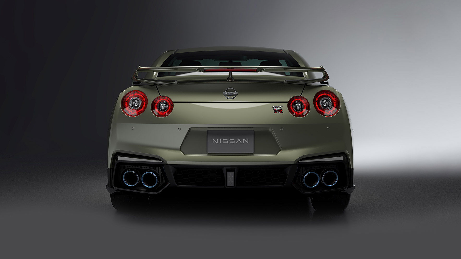 2024 Nissan GT-R 5