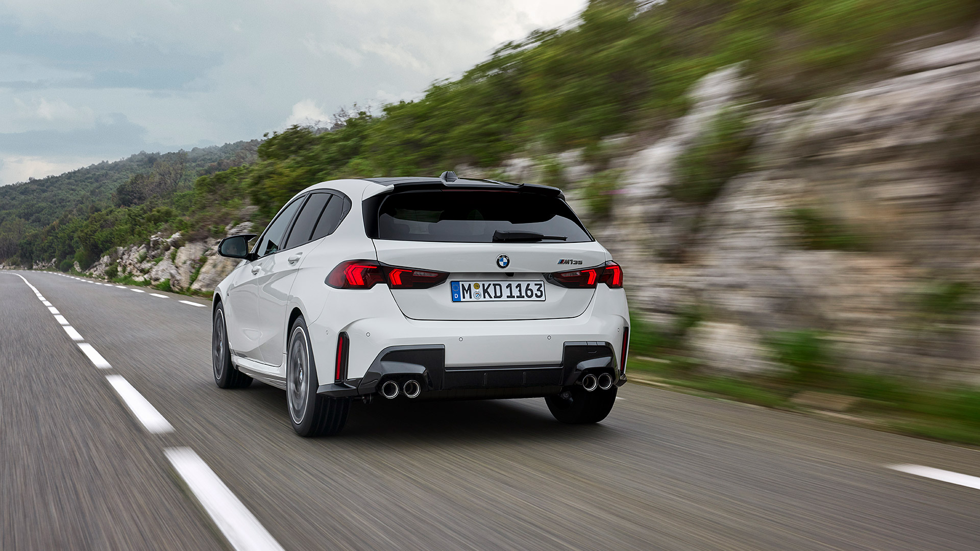 2025 BMW M135 xDrive 5