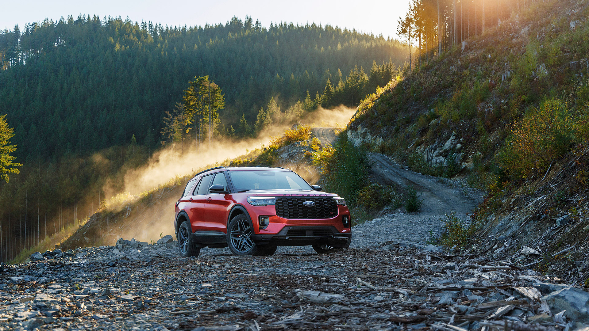 2025 Ford Explorer ST 4