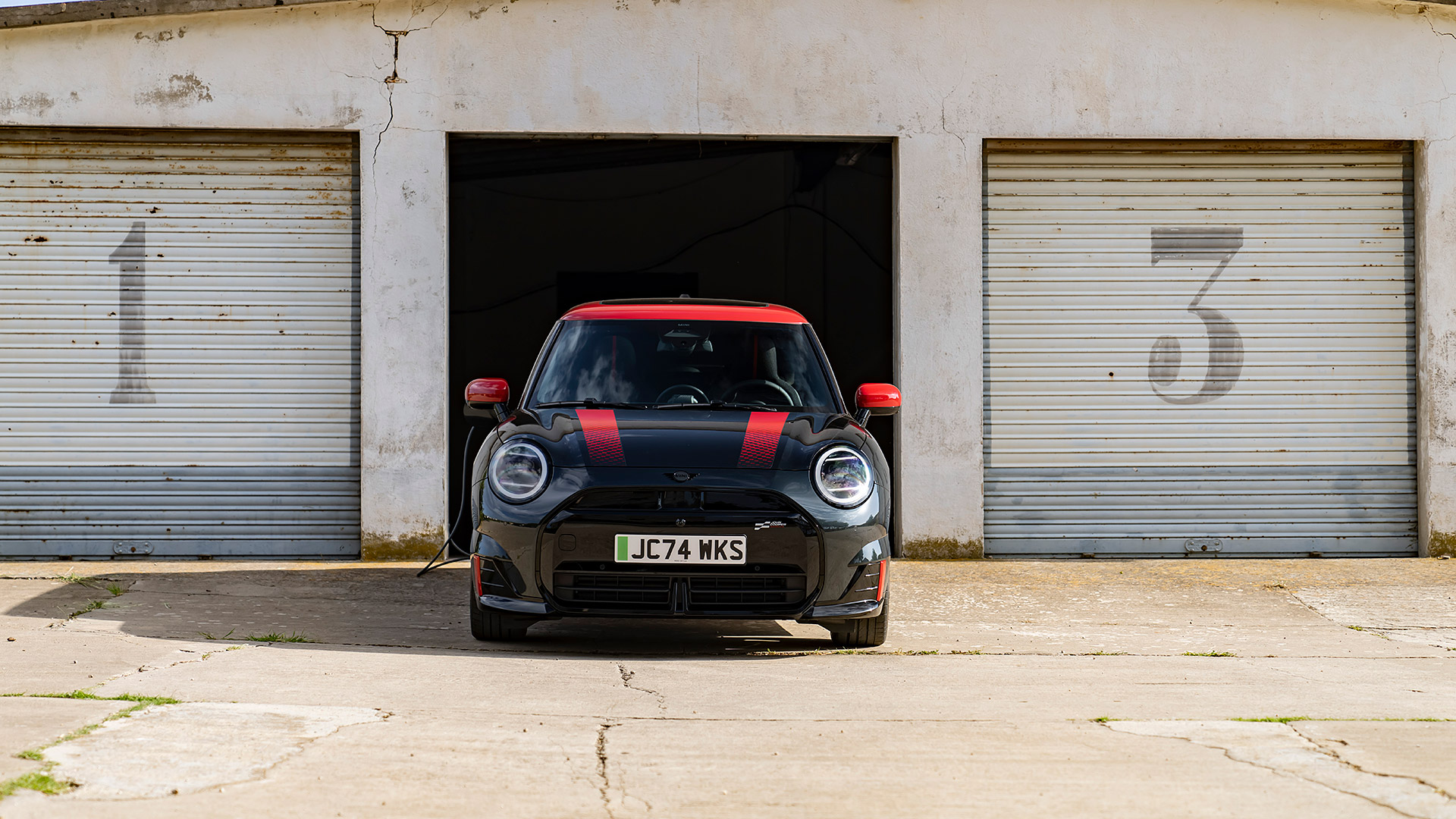 2025 Mini John Cooper Works Electric 3
