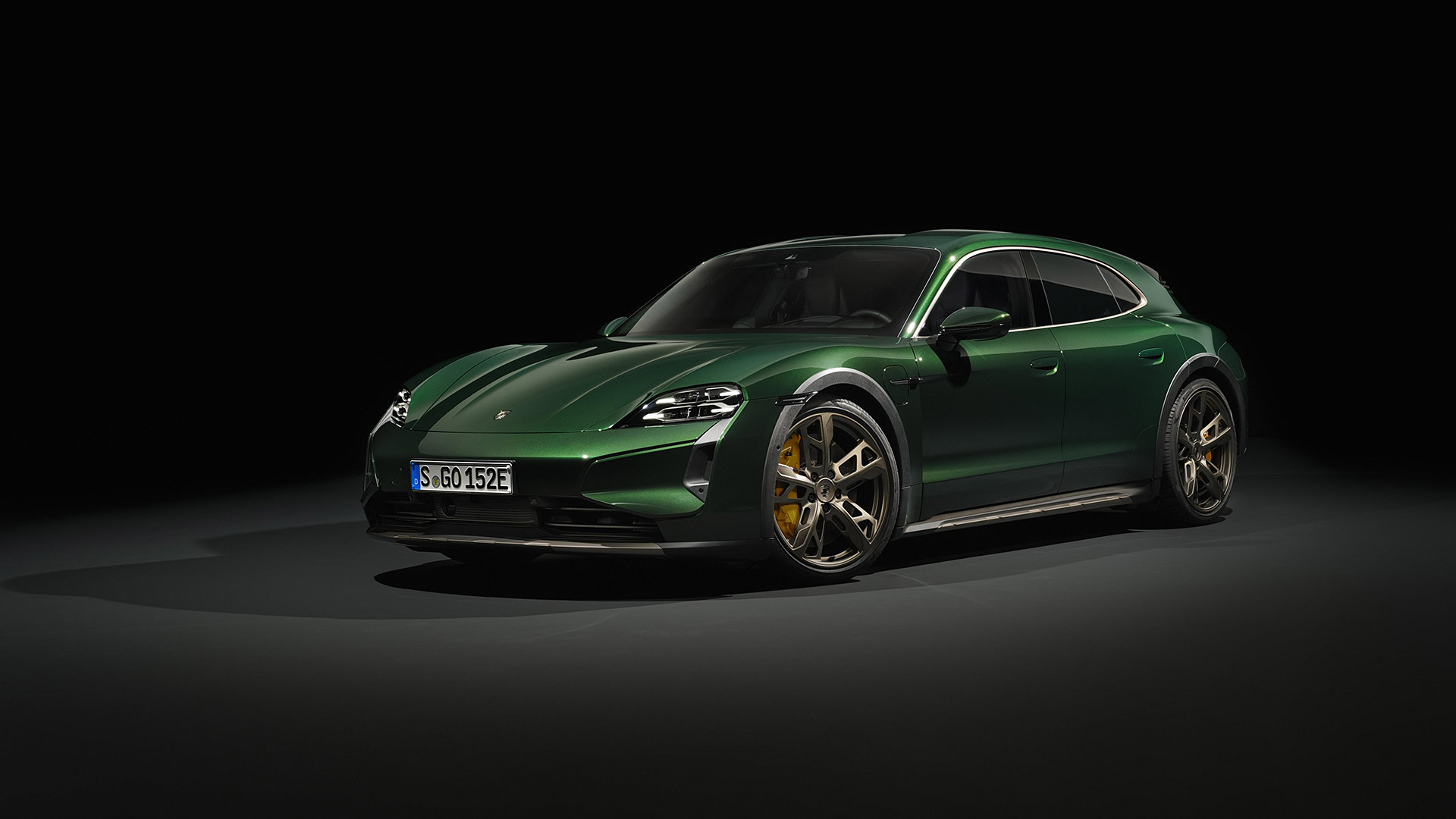 2025 Porsche Taycan Turbo Cross Turismo