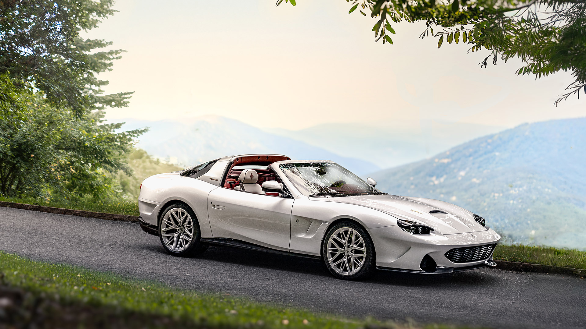 2026 Touring Superleggera Veloce12 Aperta 4