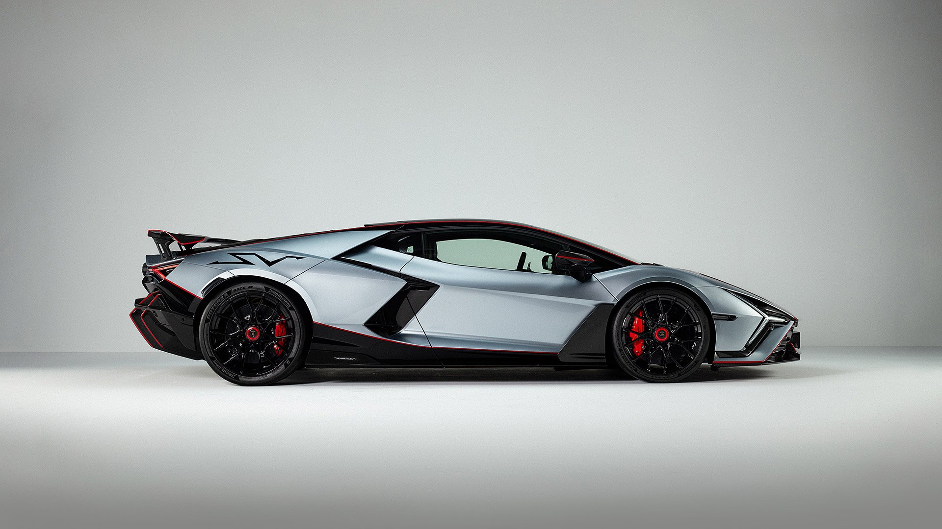 2027 Lamborghini Revuelto SV 4