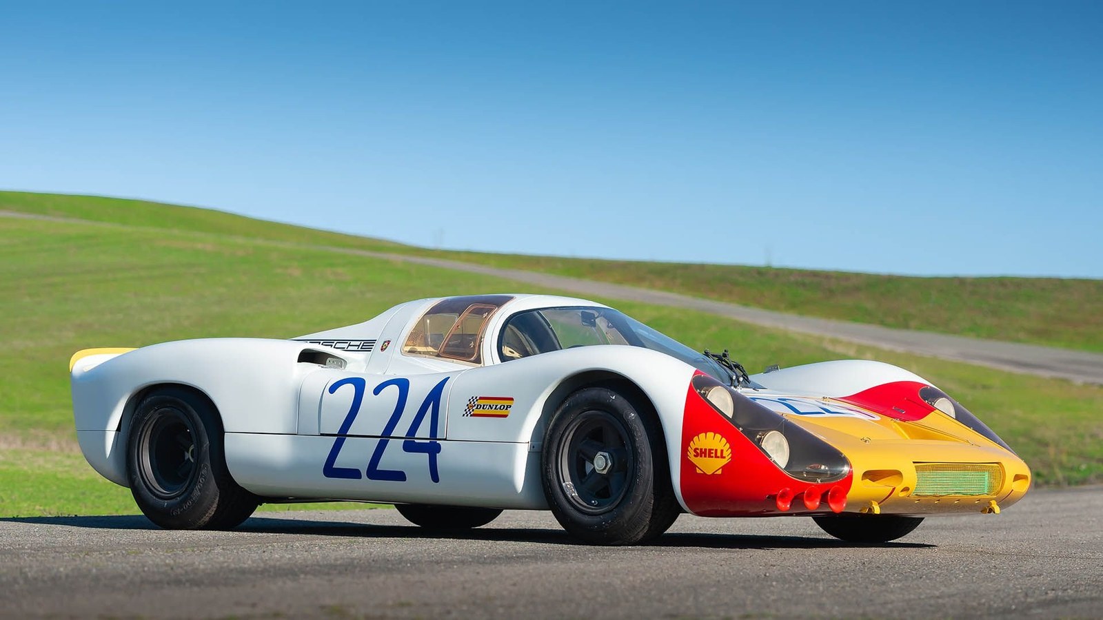 Porsche 907 2